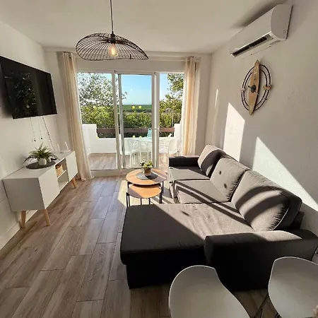 Nella, 300 M From The Swimming Pool * Torrevieja