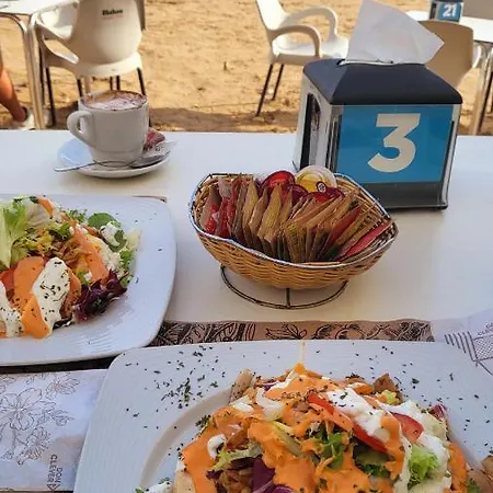 아파트 Nella, 300 M From The Swimming Pool